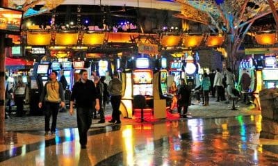 Exploring Connecticut’s Premier Casinos: Foxwoods and Mohegan Sun