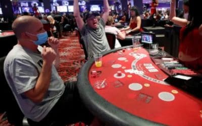 How Mathematics Shaped Modern Blackjack Strategy and Changed Casino Play