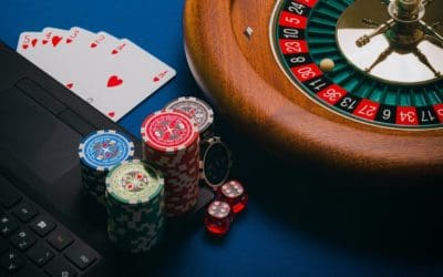 Casino Strategy Guide: Compare House Edge in Blackjack, Roulette, Poker and Slots, Set Bankroll Limits, Use Bonuses Wisely and Make More Controlled Betting Decisions